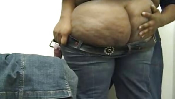 Slutty MILF Sandra Lube Her Boytoys Meaty Schlong